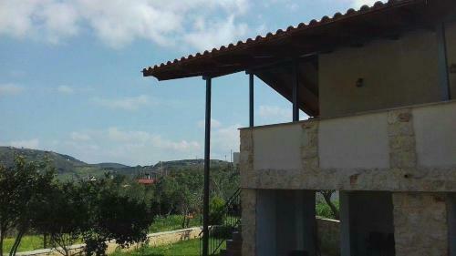 Anemos House