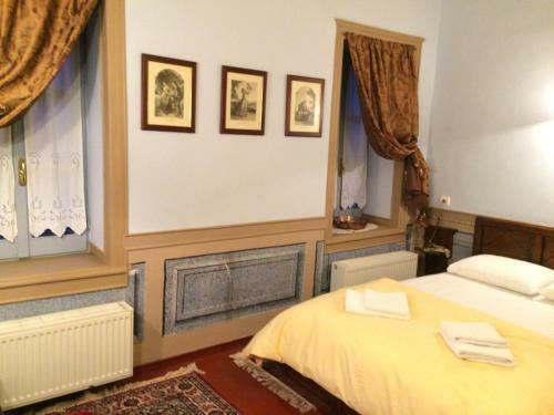 Hostal Nives