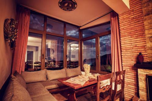 Hostal Militsa Guesthouse