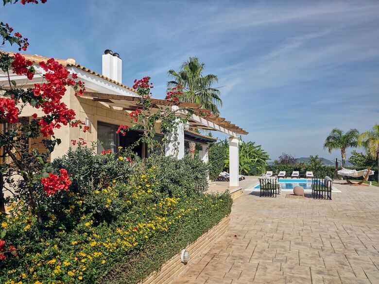 Palm Luxury Villa