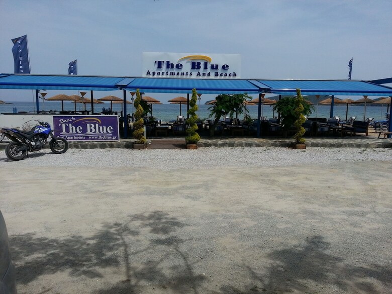 The Blue Apartments And Beach