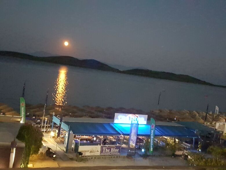 The Blue Apartments And Beach