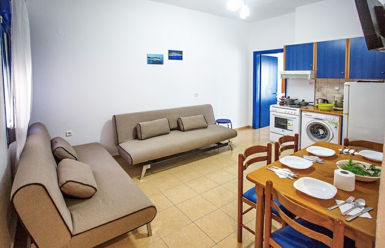The Blue Apartments And Beach