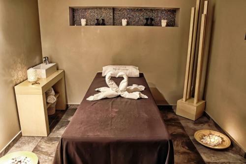 Marinis Boutique Aparthotel