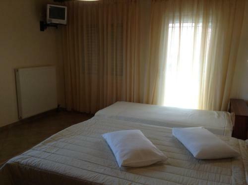Hostal Guesthouse Lamprini