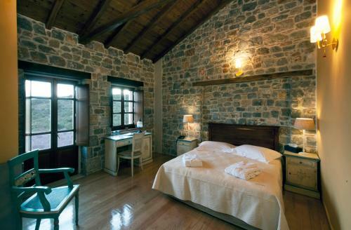 Xemoni Hotel