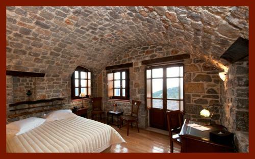 Xemoni Hotel