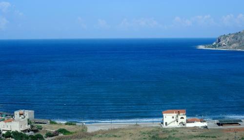 Xemoni Hotel
