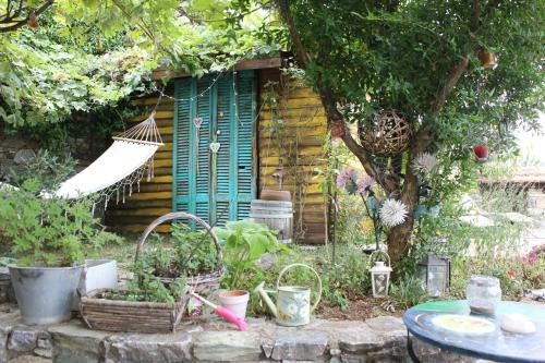 Hostal Feggaropetra Inn Magic Mountain House