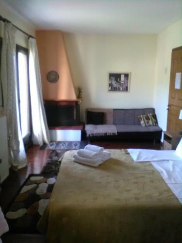 Hostal Petrino Pentolvio