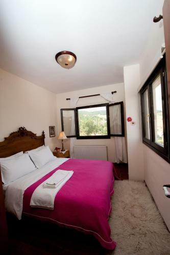 Hostal Petrino Pentolvio
