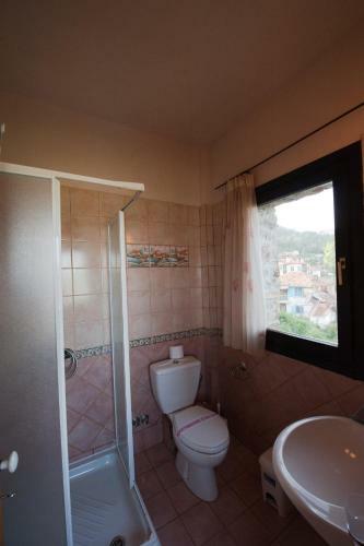 Hostal Petrino Pentolvio