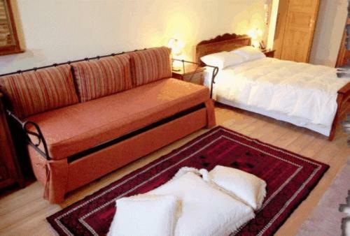 Hostal Nimbus Guesthouse