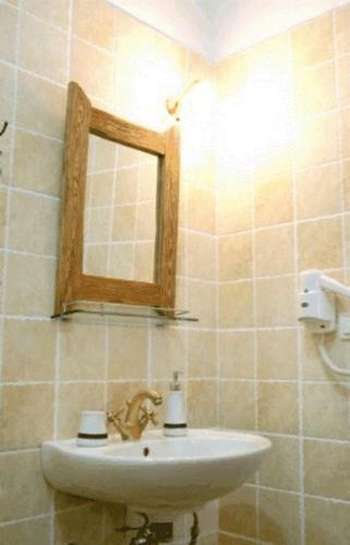 Hostal Nimbus Guesthouse