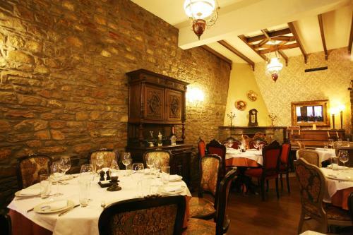 Hostal Guesthouse Agonari