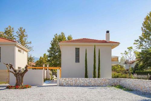 Lithochoro (Pieria) Villa Sleeps 4 Pool Air Con