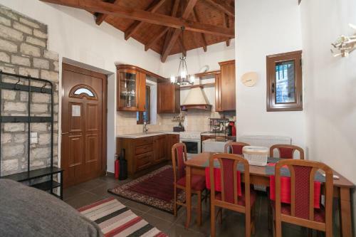 Villa Relax In Mainalo