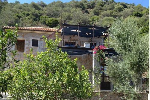 Villa Leonidio Stone House