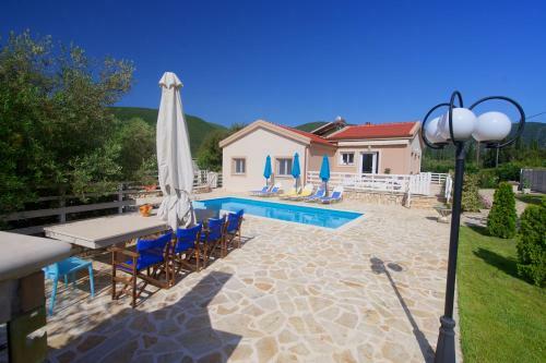 Country Style Villa Christina