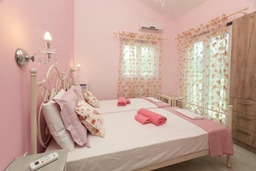 Country Style Villa Christina