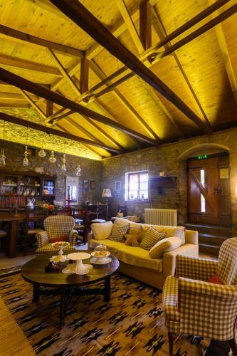 Hostal Guesthouse Karahalios