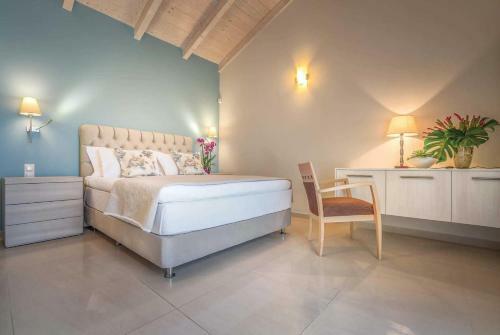 Neromylos Villa Sleeps 10 Air Con Wifi
