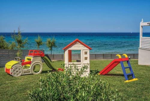 Neromylos Villa Sleeps 10 Air Con Wifi