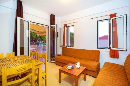 Apartamento Romanos Beach Villas