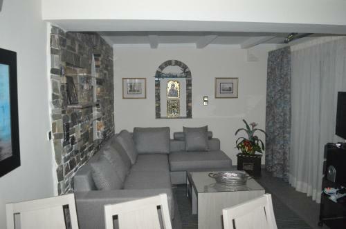 Villa Suites Lagonisi Luxury