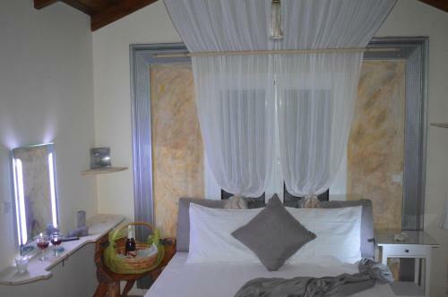 Villa Suites Lagonisi Luxury