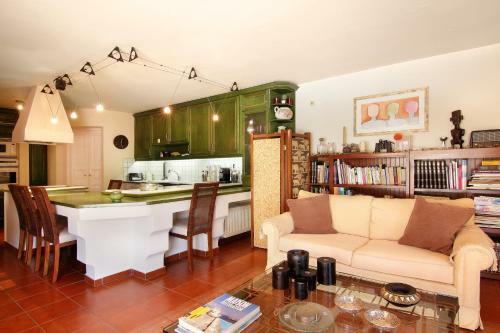 Villa Oasis Pool House