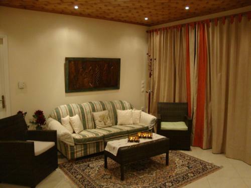 Hostal Mpistola Guesthouse