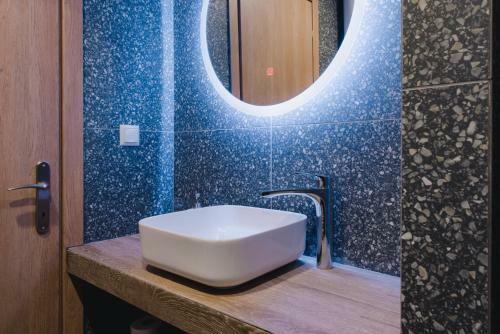 Hotel Olganos Vl Luxury Rooms & Suites