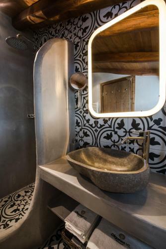 Hotel Olganos Vl Luxury Rooms & Suites