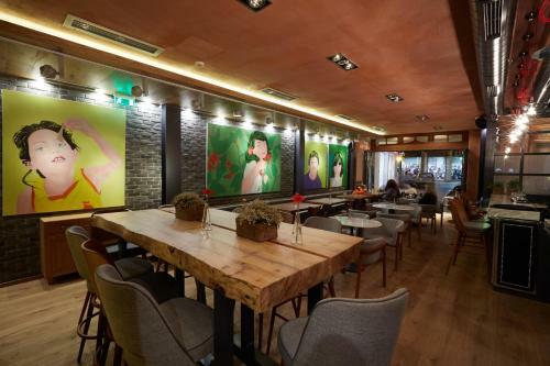 Veritas Boutique Art Hotel