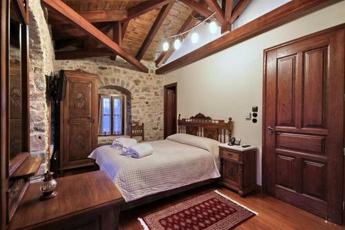 Hostal Petrinos Pyrgos