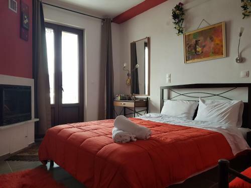Petra & Elato Art Hotel