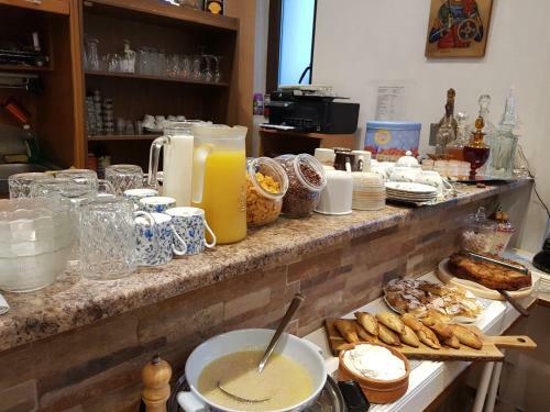 Petra & Elato Art Hotel