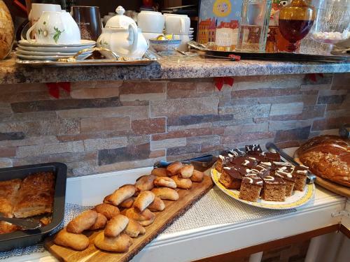 Petra & Elato Art Hotel