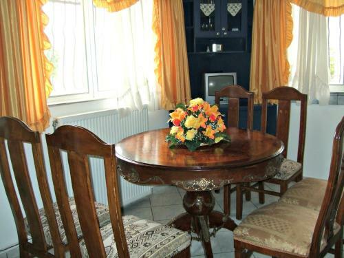 Hostal Kristallia Rooms