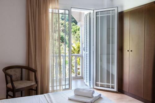 Golden Beach Hotel