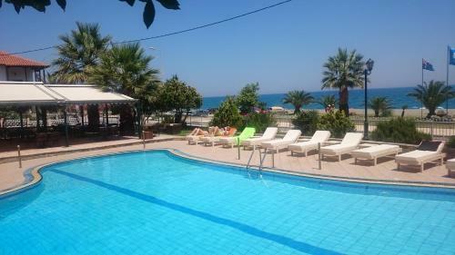 Golden Beach Hotel