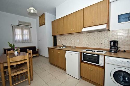 Athina Apartments