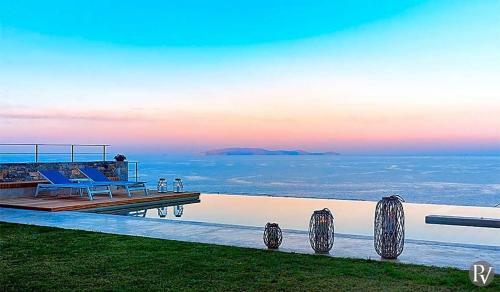 Thiseas Villa Sleeps 6 Pool Air Con