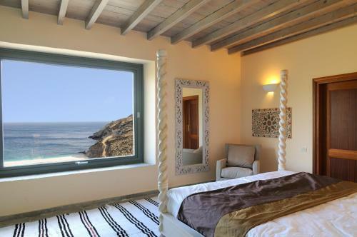 Hotel Aegea Blue Cycladic Resort