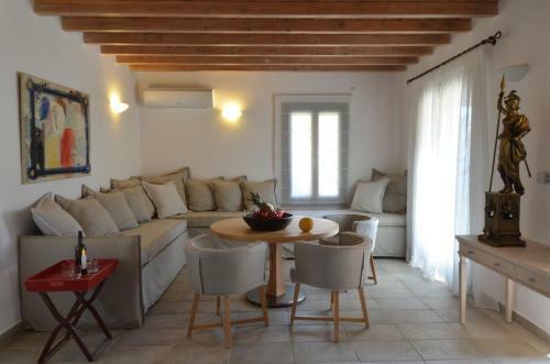 Hotel Aegea Blue Cycladic Resort