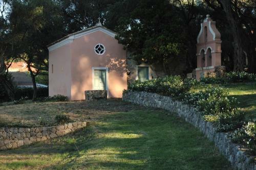 Hostal Messonghi Luxury Villas, Corfu