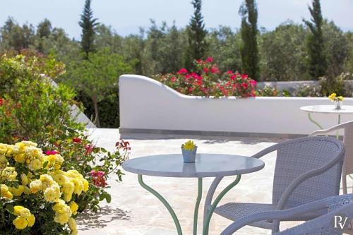 Skaloma Villa Sleeps 20 Pool Air Con