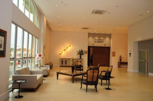 Bourbon Cambar� Hotel