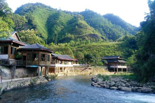 Guilin Twelve Beach Holiday Hotel